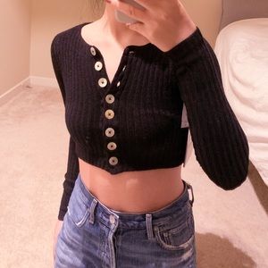 Aritzia Wilfred Free Halo Cropped Cardigan Black